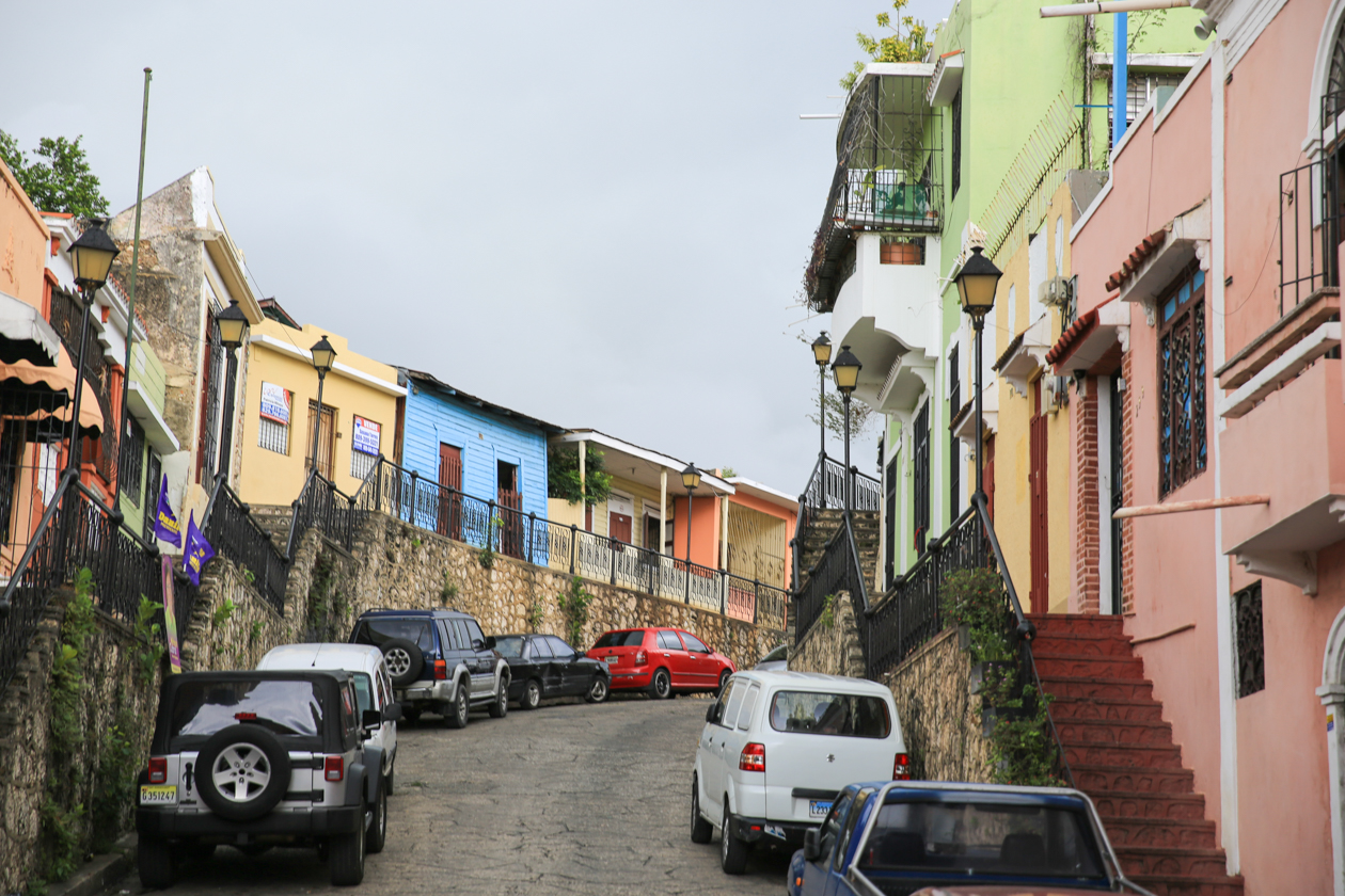 santodomingo-kleurrijke-huizen